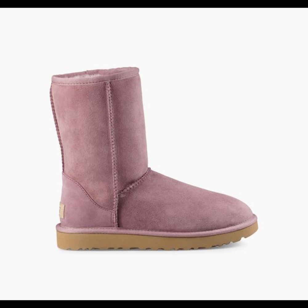 UGG Classic Short Boot in Dusty Pink Suede